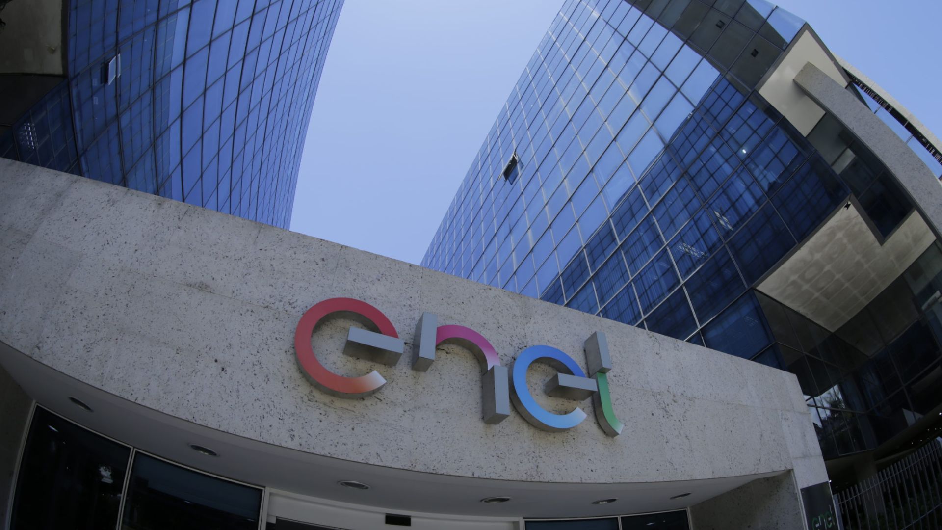 Passo a passo para registrar reclamação administrativa antes de processar a Enel - Martinhago Advocacia | Advogados Especialistas em Defesa dos Seus Direitos